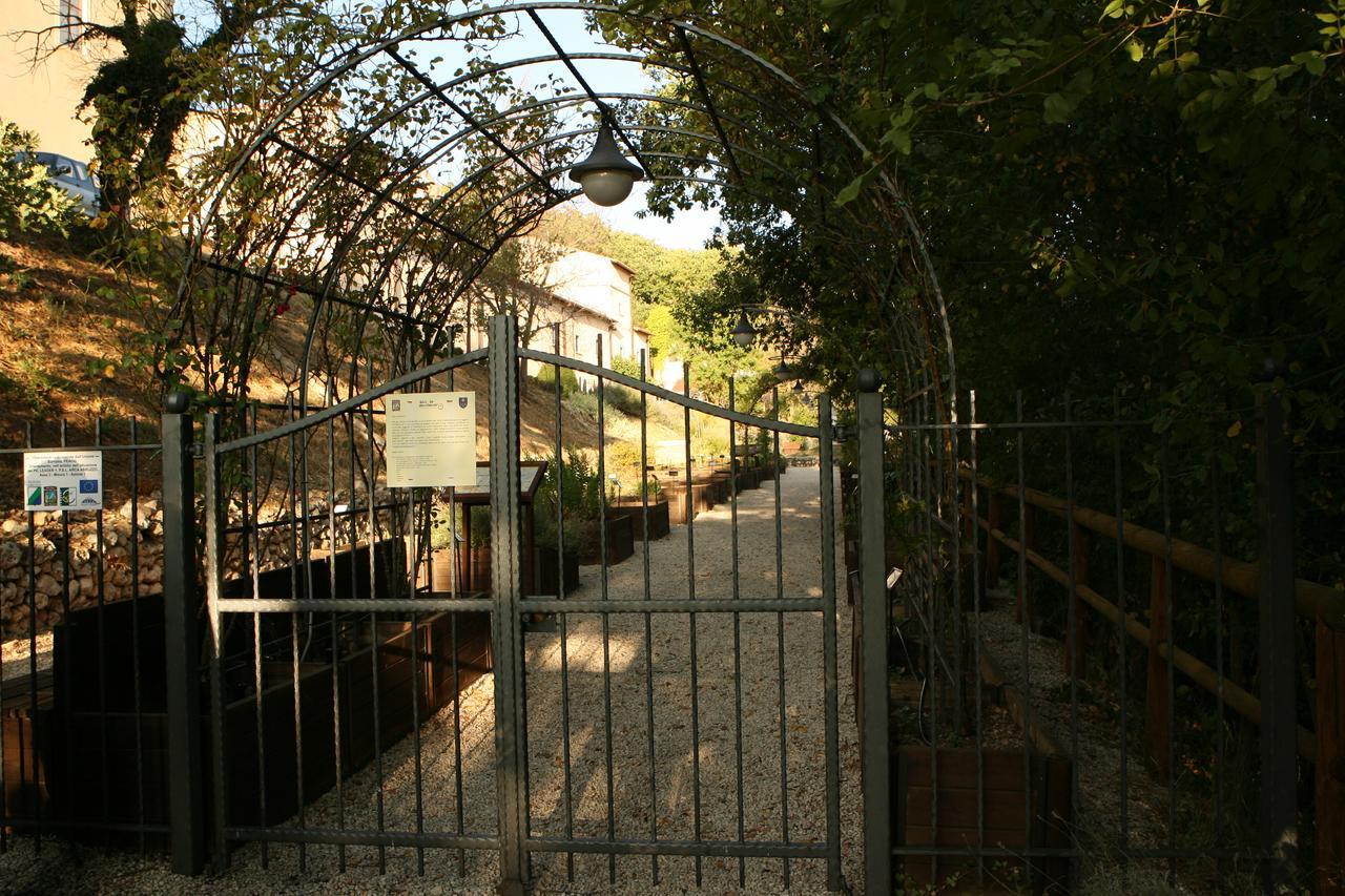 Convento Di San Colombo Otel Santo Stefano Di Sessanio Dış mekan fotoğraf