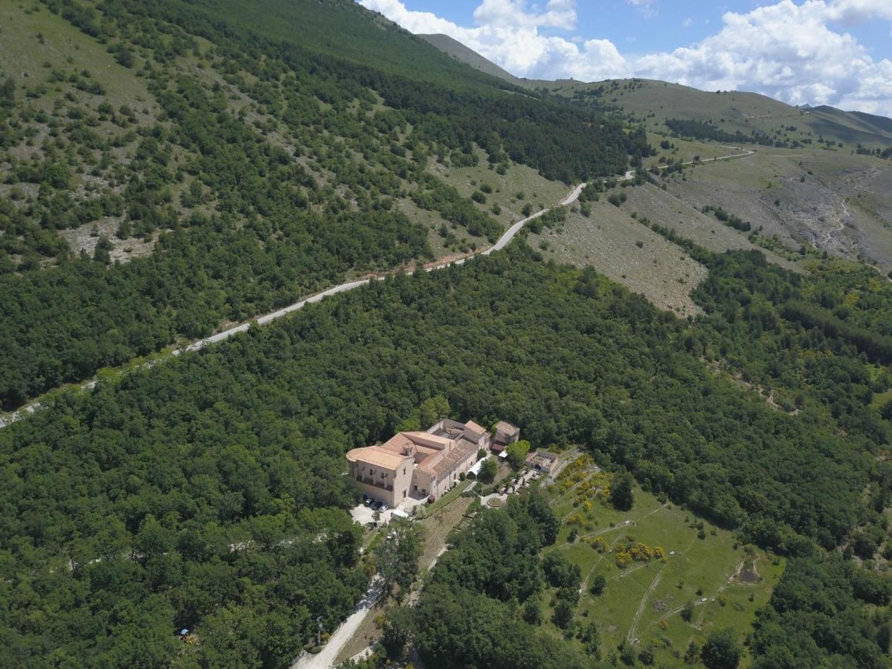 Convento Di San Colombo Otel Santo Stefano Di Sessanio Dış mekan fotoğraf